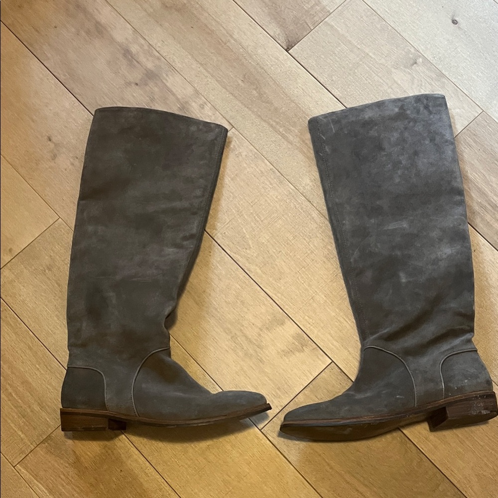 UGG Gray Tall Boots in excellent condition